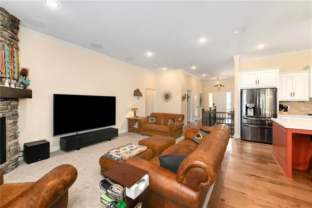 $599,000 | 19008 189th Street, Spring Hill, KS 66083