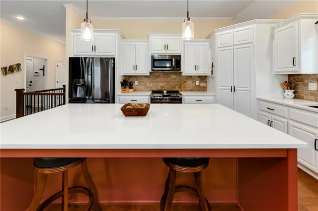 $599,000 | 19008 189th Street, Spring Hill, KS 66083