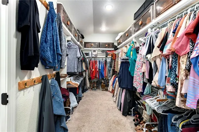 $599,000 | 19008 189th Street, Spring Hill, KS 66083