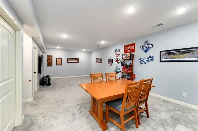 $599,000 | 19008 189th Street, Spring Hill, KS 66083