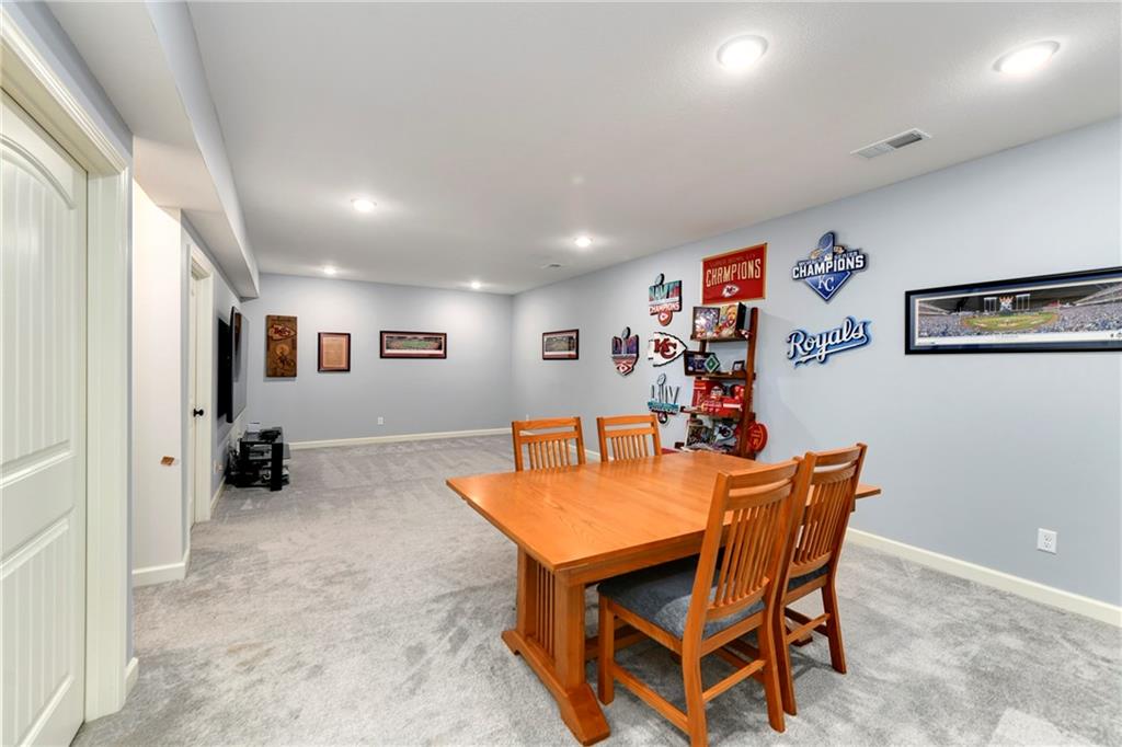 19008 189th Street Spring Hill, KS 66083 - Photo 44 of 57