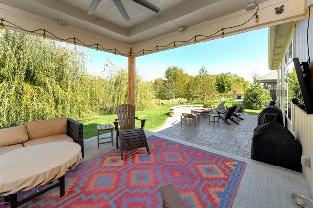 $599,000 | 19008 189th Street, Spring Hill, KS 66083