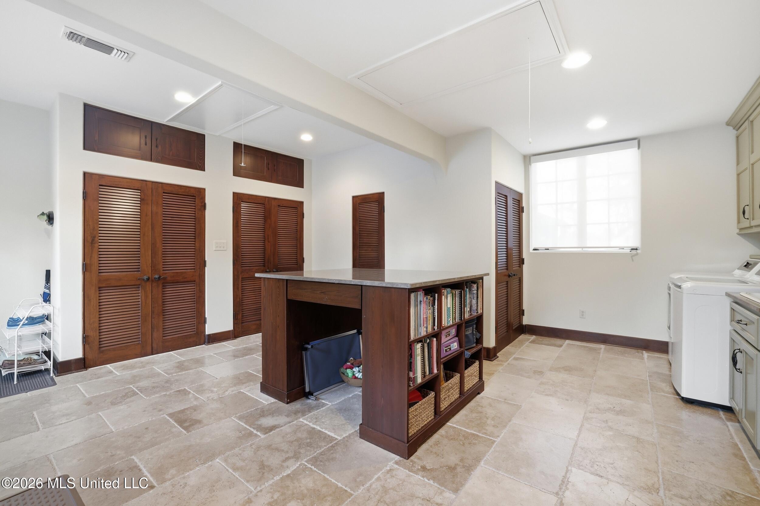 13801 Arbor Circle Ocean Springs, MS 39564 - Photo 36 of 95 UTILITY