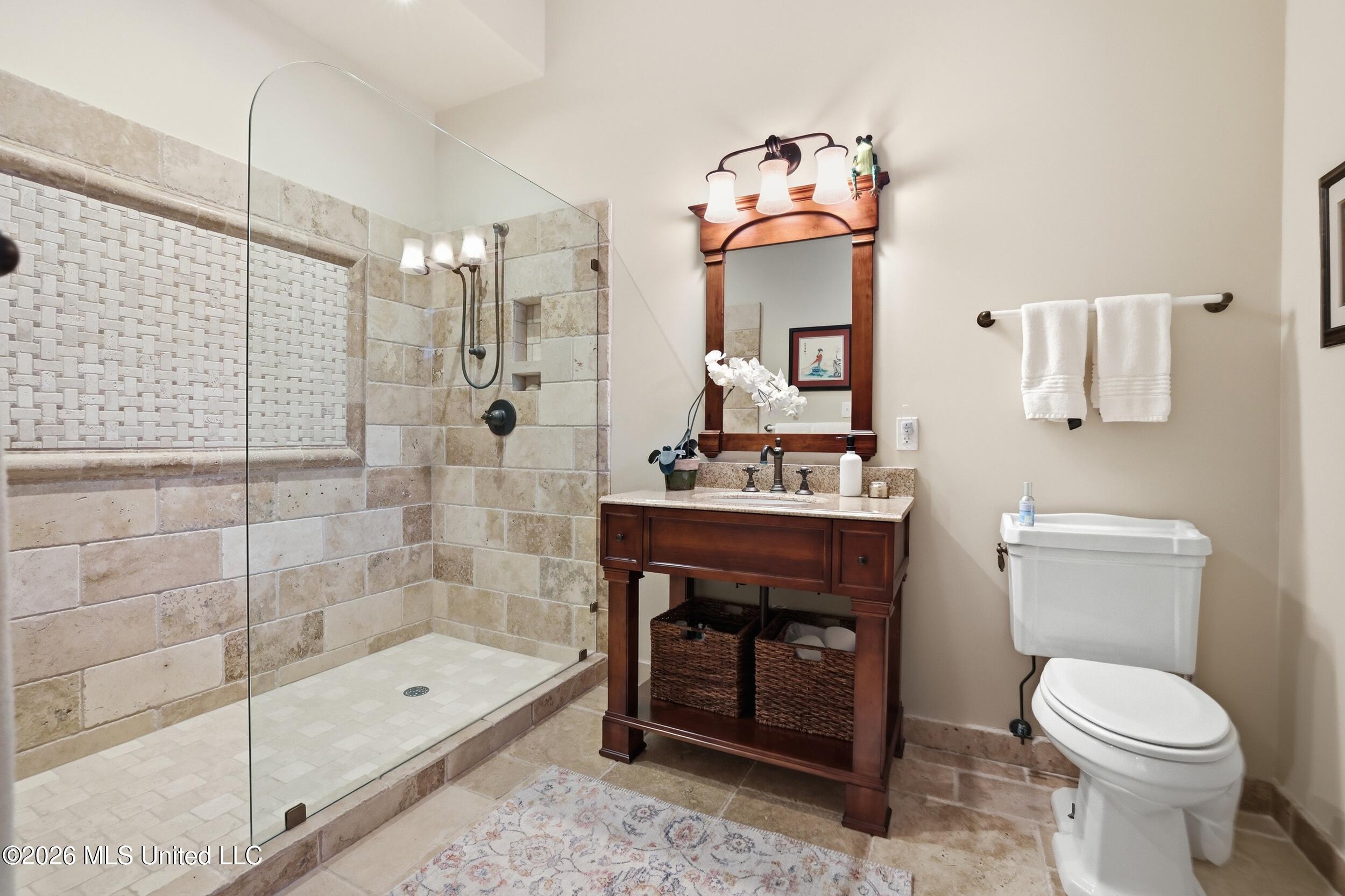 13801 Arbor Circle Ocean Springs, MS 39564 - Photo 47 of 95 ENSUITE BATHROOM ROOM TO GUEST ROOM ONE