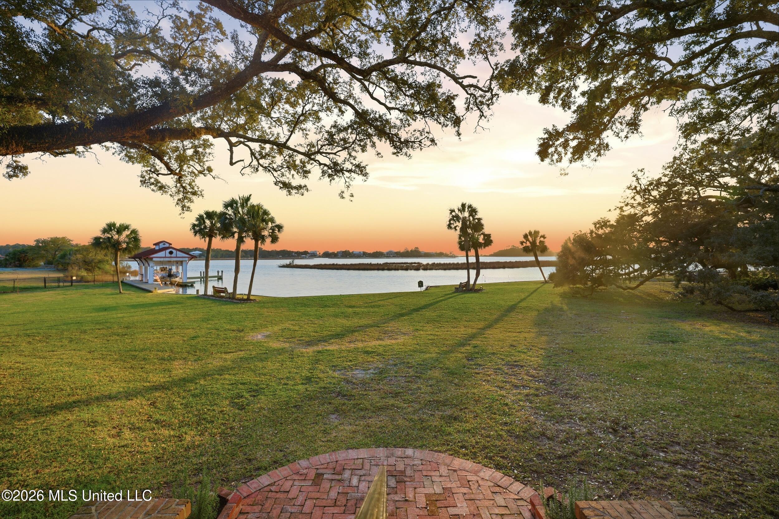 13801 Arbor Circle Ocean Springs, MS 39564 - Photo 79 of 95 VERANDA