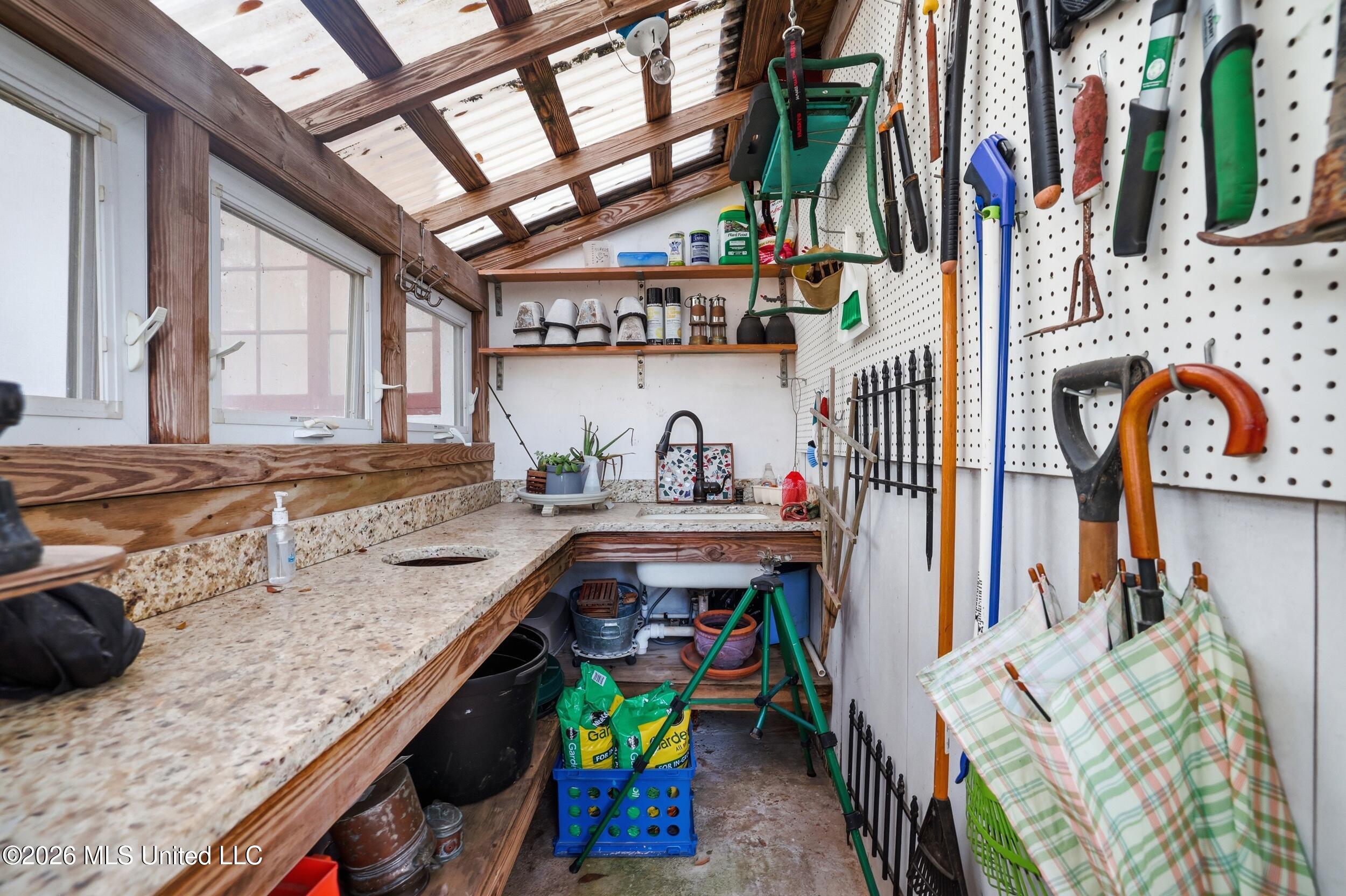 13801 Arbor Circle Ocean Springs, MS 39564 - Photo 89 of 95 POTTING SHED