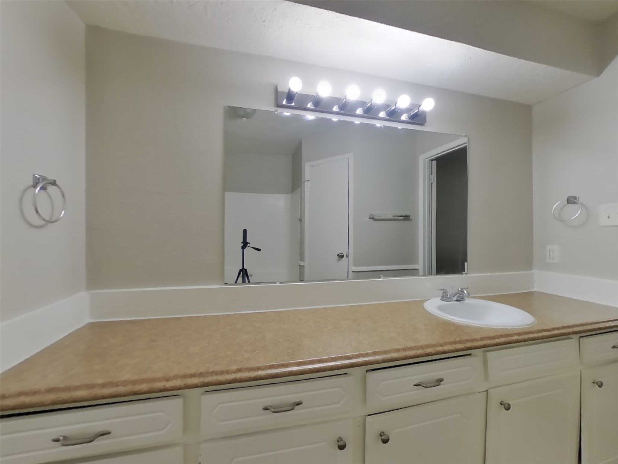 24122 Spring Mill Lane Spring, TX 77373 - Photo 10 of 16