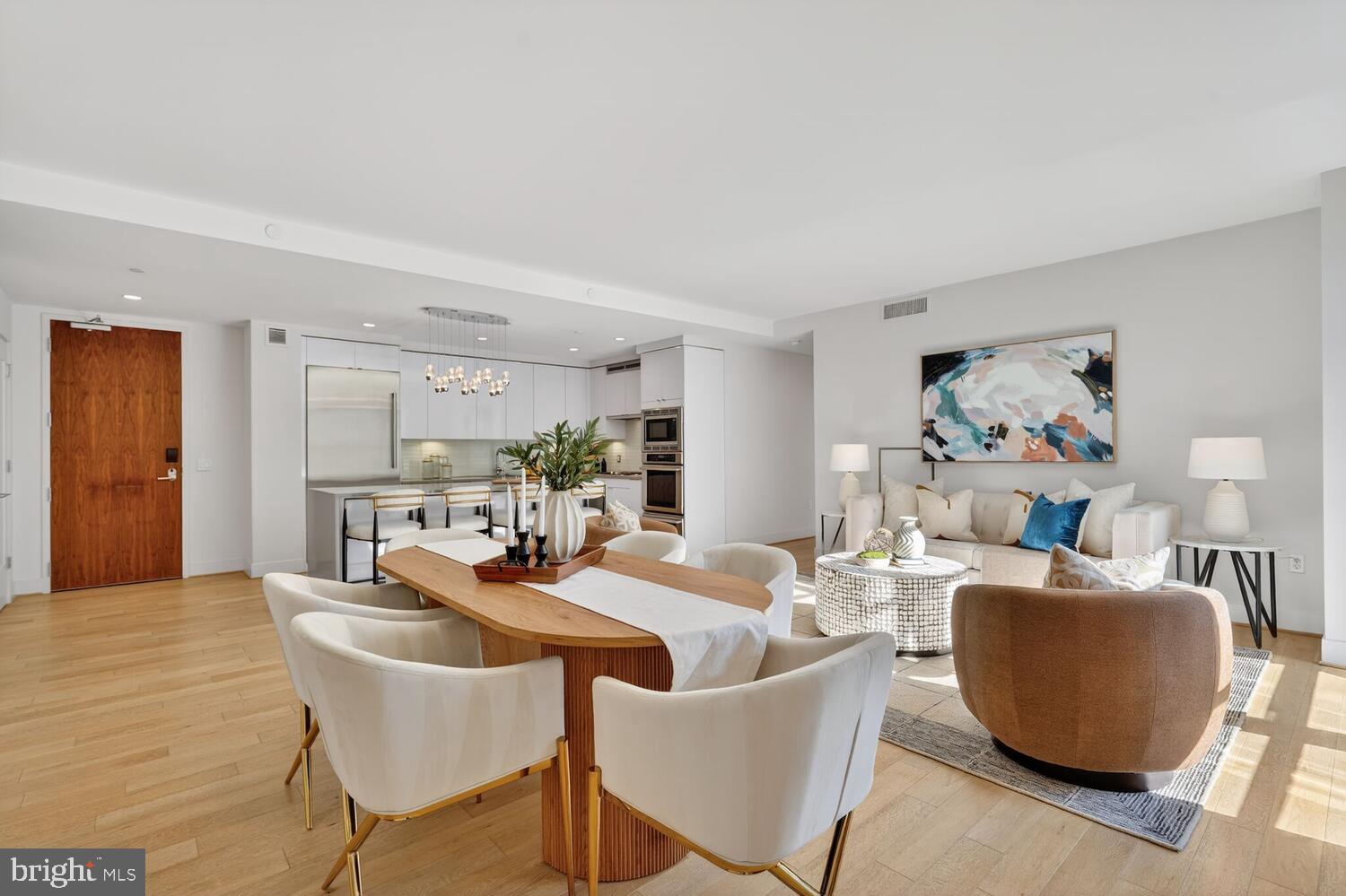 45 Sutton Square Southwest, Unit 1118 Washington, DC 20024 - Photo 18 of 65 Expansive open dining