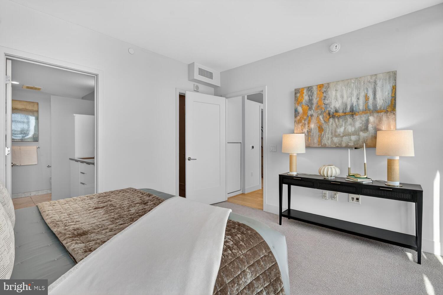 45 Sutton Square Southwest, Unit 1118 Washington, DC 20024 - Photo 27 of 65 Secluded Primary BR suite