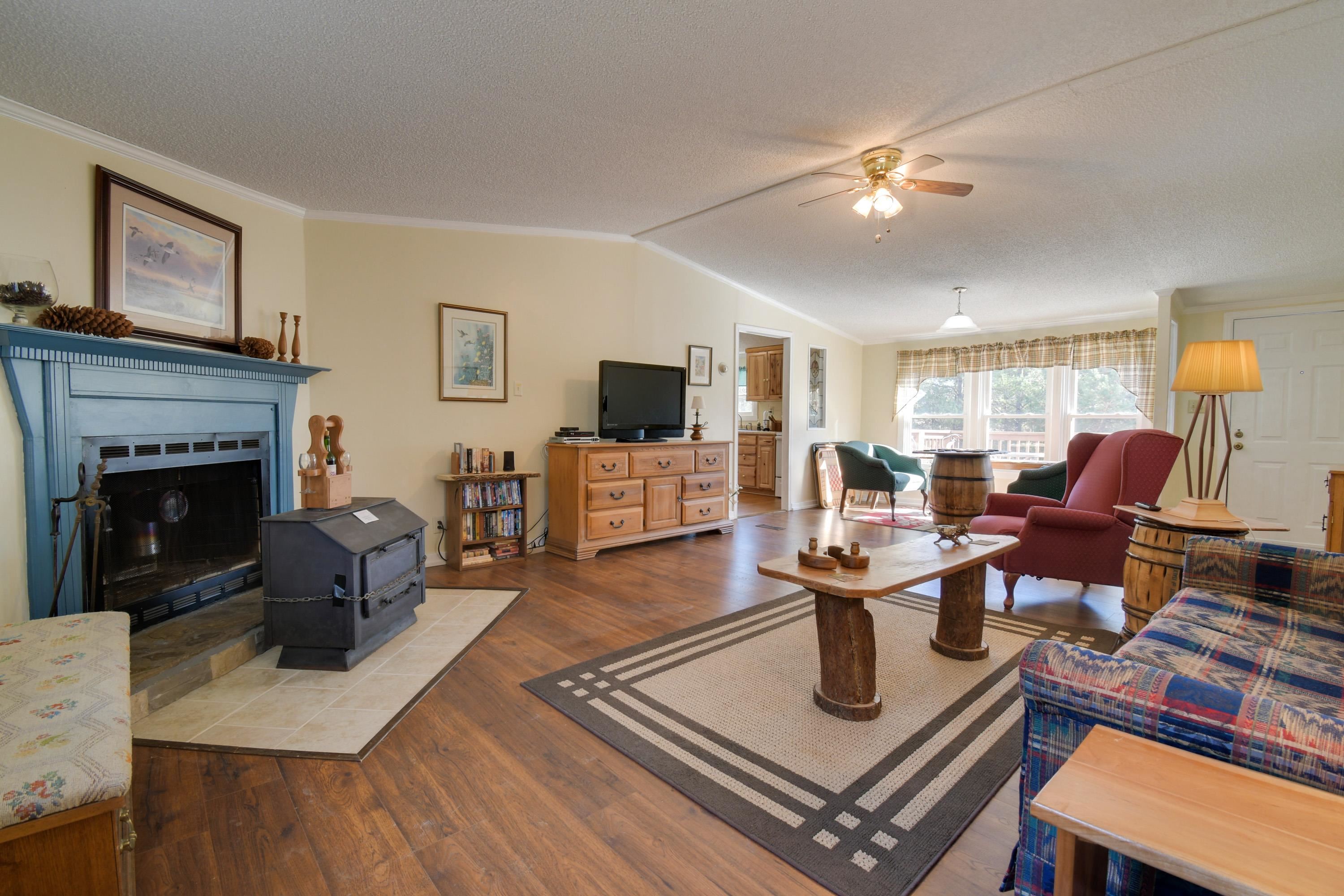 1281 Walkers Creek Road Middlebrook, VA 24459 - Photo 5 of 52 Gallery Image 5