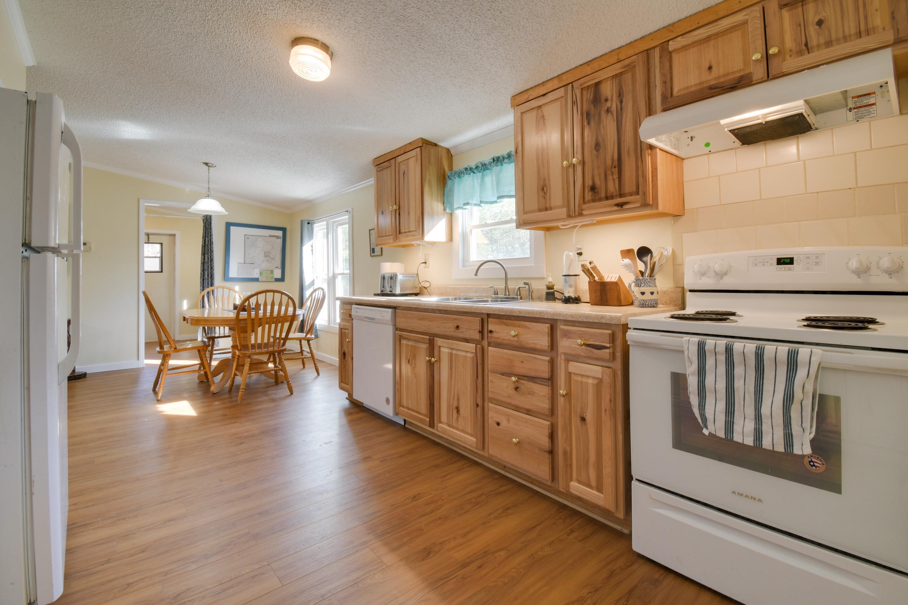 1281 Walkers Creek Road Middlebrook, VA 24459 - Photo 8 of 52 Gallery Image 8