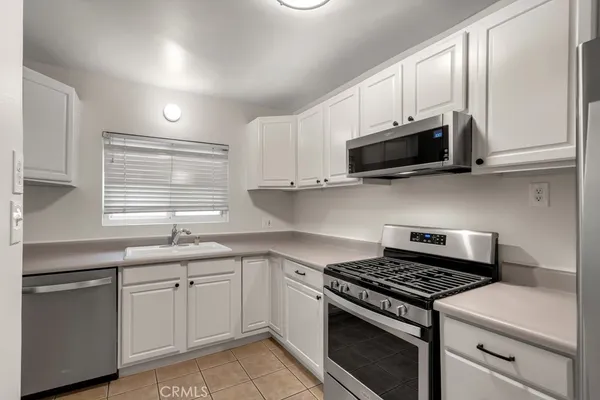 $749,000 | 1525 Orizaba Avenue, Long Beach, CA 90804