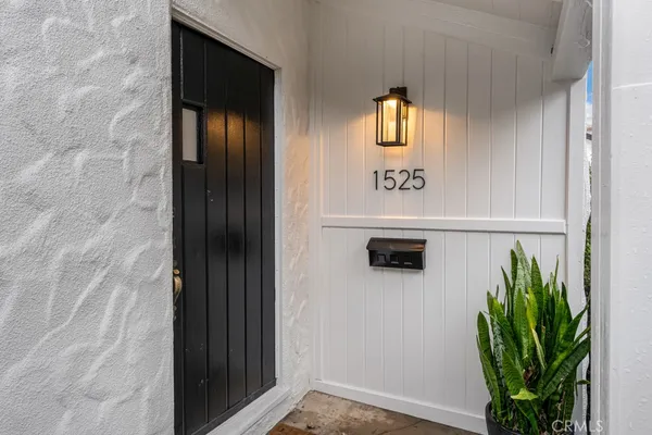 $749,000 | 1525 Orizaba Avenue, Long Beach, CA 90804
