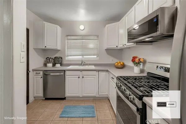 $749,000 | 1525 Orizaba Avenue, Long Beach, CA 90804