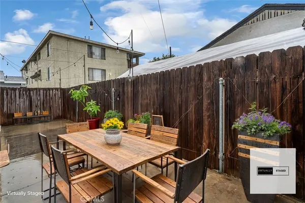 $749,000 | 1525 Orizaba Avenue, Long Beach, CA 90804