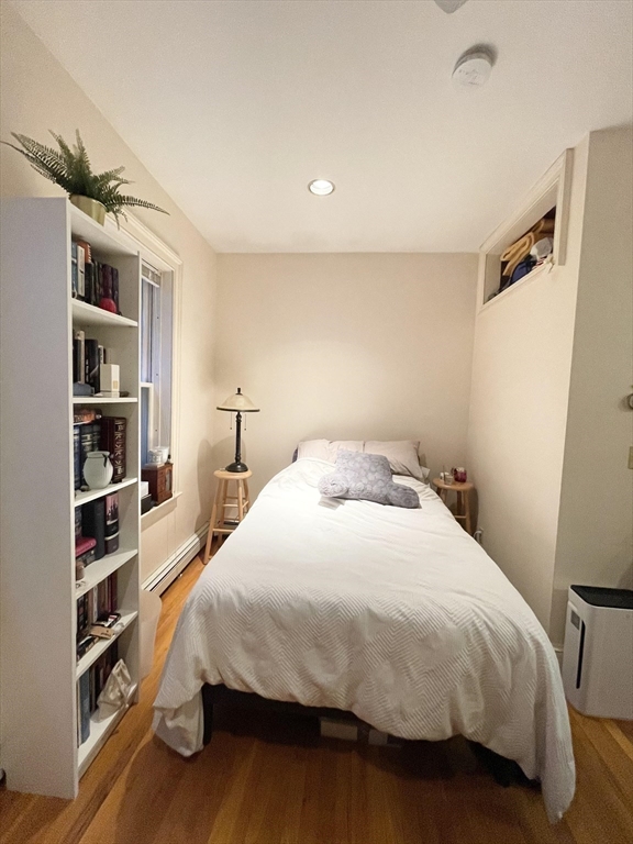 29 Anderson Street, Unit 2 Boston, MA 02114 - Photo 7 of 18