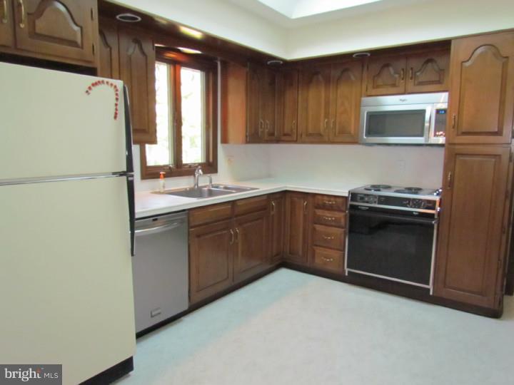34 Saranac Road Hamilton, NJ 08619 - Photo 14 of 23