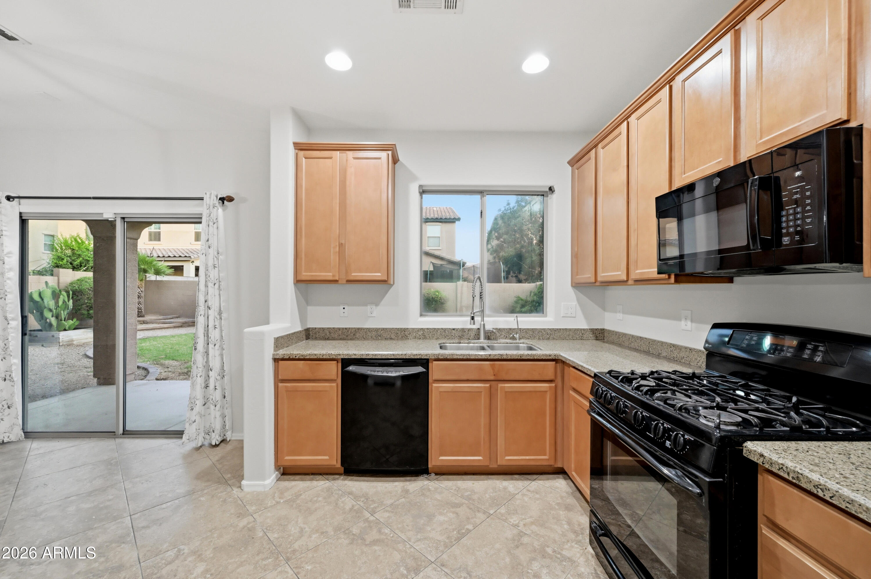 2511 West Beverly Rd. Phoenix, AZ 85041 - Photo 19 of 42