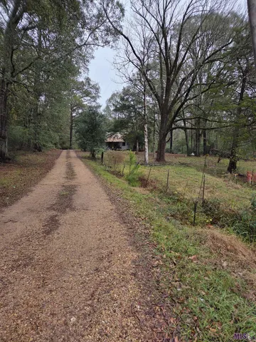 $229,000 | 126 Sumrall Lane, Woodville, MS 39669