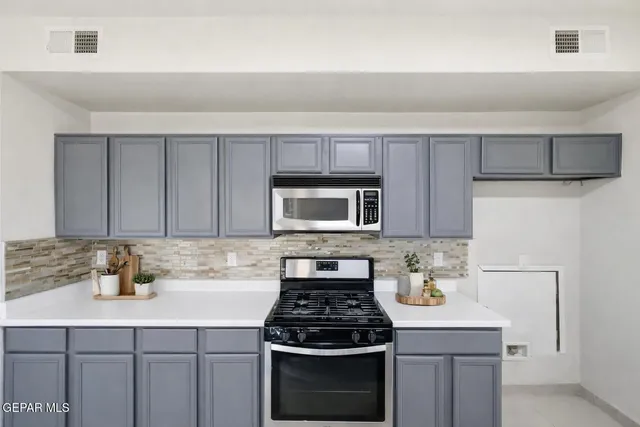 $290,000 | 217 Bagwell Court, El Paso, TX 79932