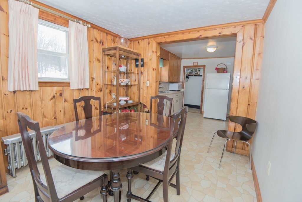 35 Gordon Street Worcester, MA 01604 - Photo 11 of 30 Gallery Image 11