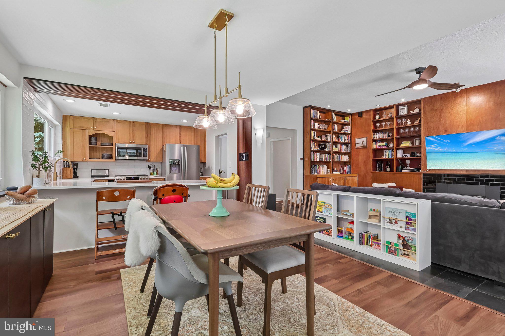 939 North Avenue Springfield, PA 19064 - Photo 10 of 49 Dining room