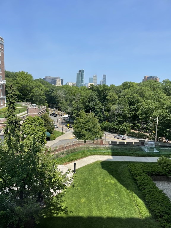 20 Chapel Street, Unit C604 Brookline, MA 02446 - Photo 10 of 18
