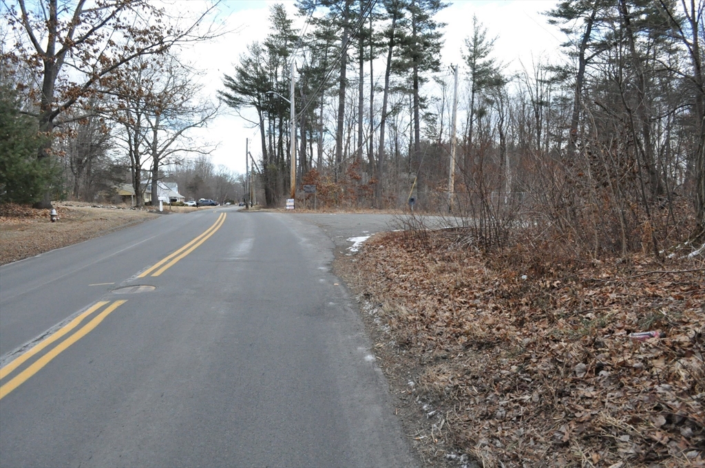 1010 Ryan Road Northampton, MA 01062 - Photo 7 of 42 Gallery Image 7