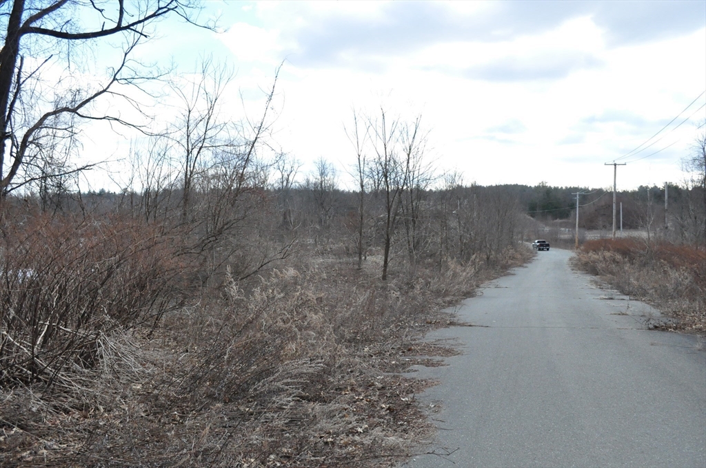 1010 Ryan Road Northampton, MA 01062 - Photo 10 of 42 Gallery Image 10