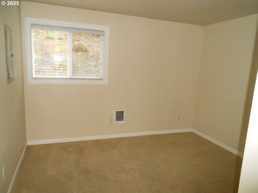 2680 Southwest 87th Avenue, Unit 8 Portland, OR 97225 - Photo 11 of 14