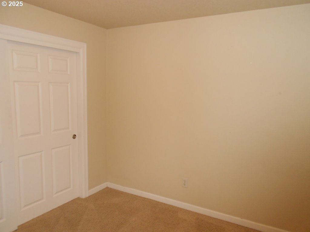 2680 Southwest 87th Avenue, Unit 8 Portland, OR 97225 - Photo 8 of 14