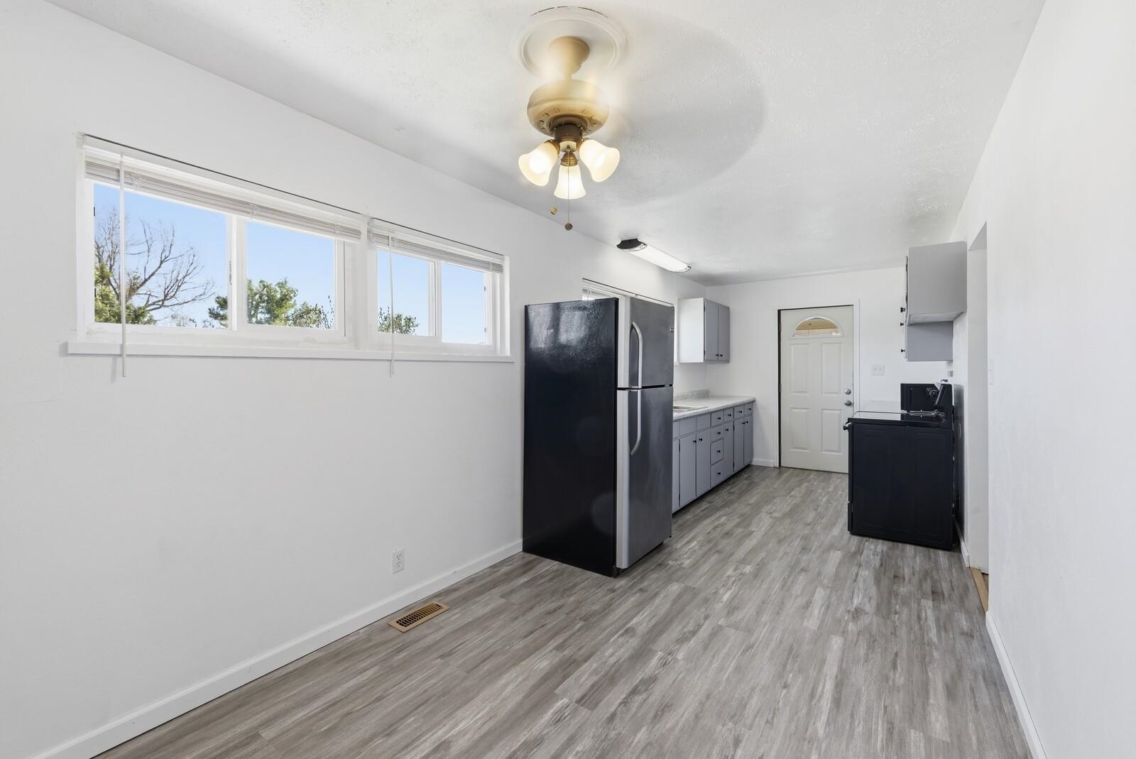 3075 Indiana Avenue Casper, WY 82609 - Photo 5 of 23