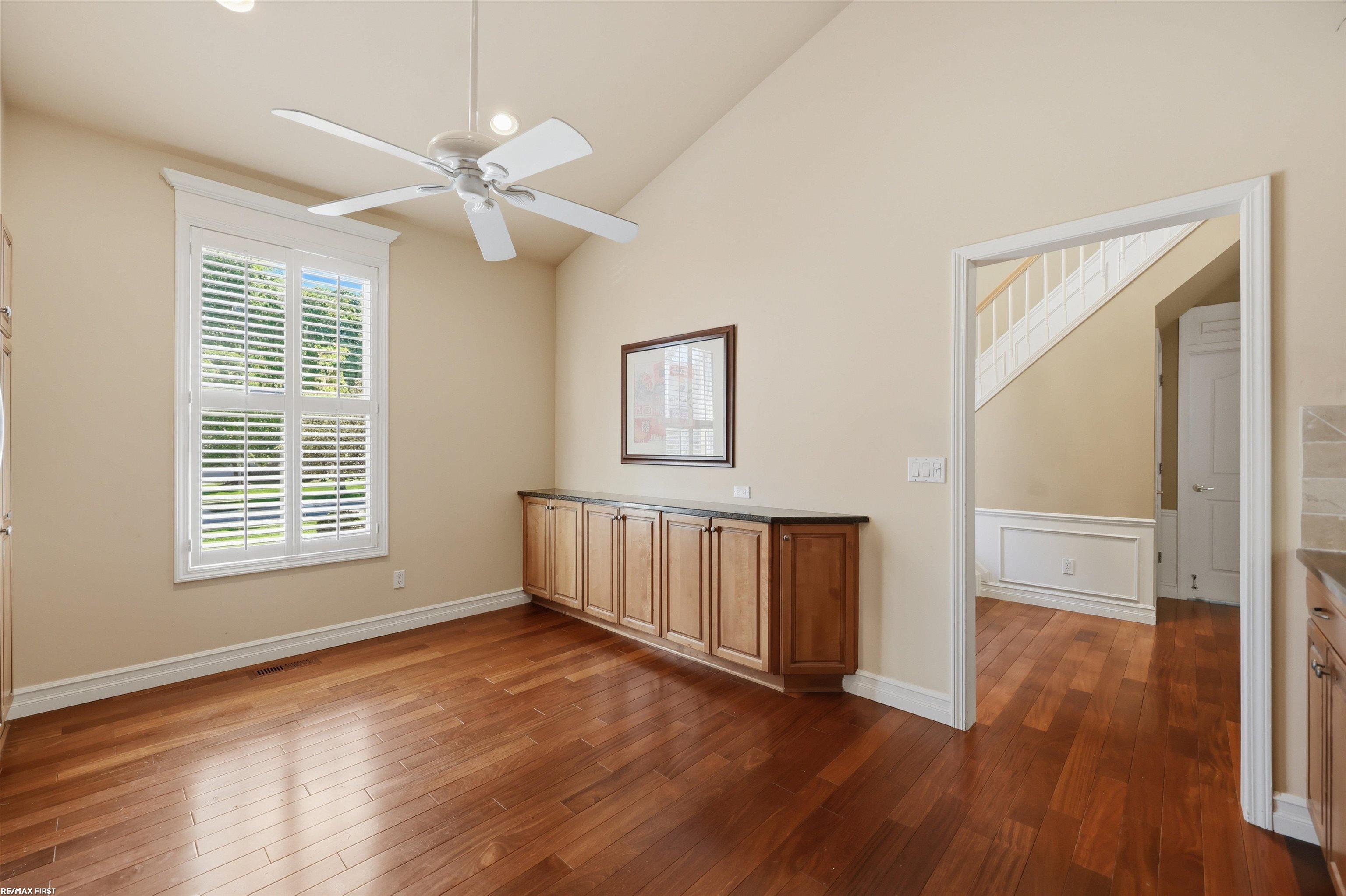 1368 Rock Valley Drive Rochester, MI 48307 - Photo 13 of 47