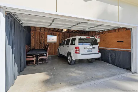 $895,000 | 1521 Foothill Drive, Vista, CA 92084