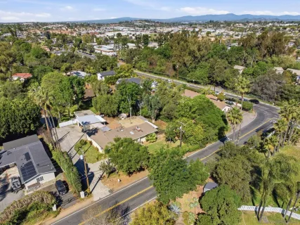 $895,000 | 1521 Foothill Drive, Vista, CA 92084