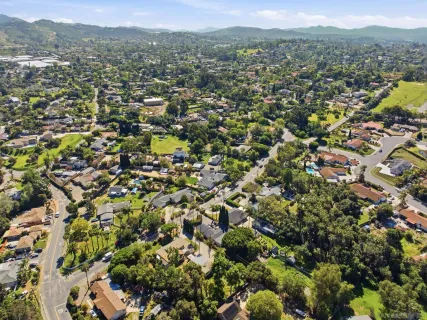 $895,000 | 1521 Foothill Drive, Vista, CA 92084