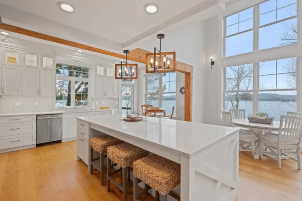 $3,999,999 | 22 Tiger Trail, Moultonborough, NH 03254