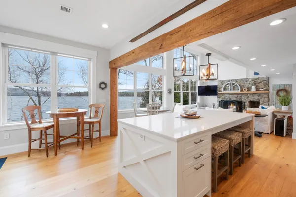$3,999,999 | 22 Tiger Trail, Moultonborough, NH 03254
