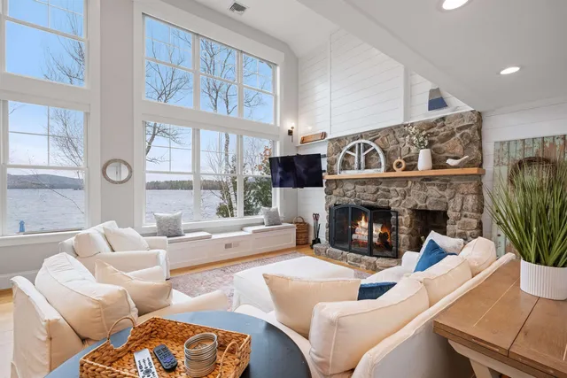 $3,999,999 | 22 Tiger Trail, Meredith, NH 03254