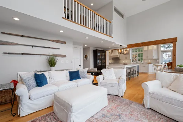 $3,999,999 | 22 Tiger Trail, Moultonborough, NH 03254