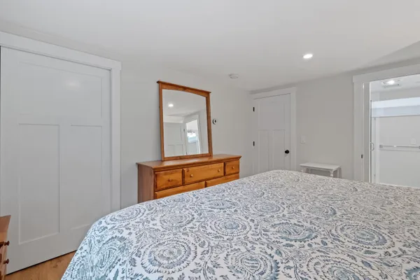 $3,999,999 | 22 Tiger Trail, Moultonborough, NH 03254