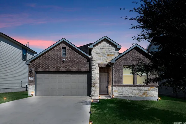 $229,900 | 10347 Francisco Way, Converse, TX 78109