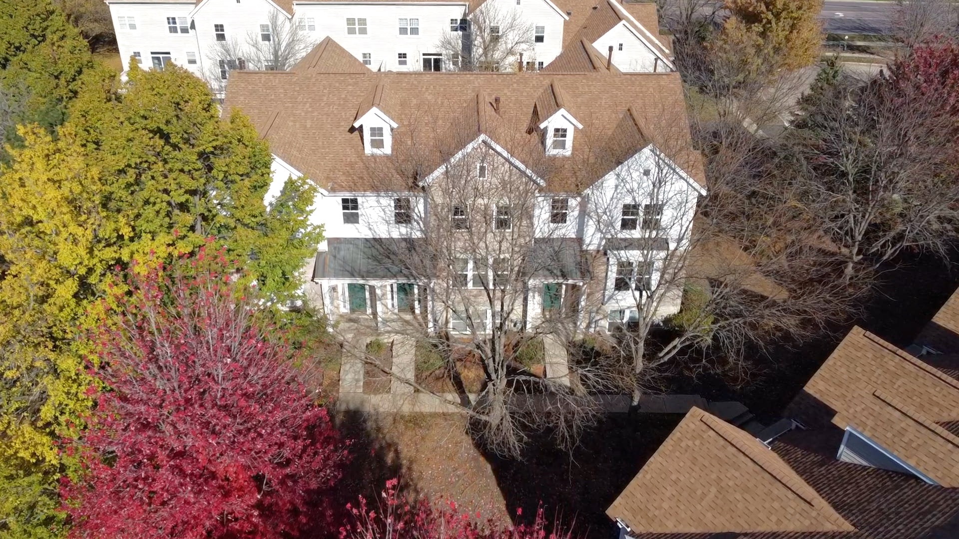 5662 Cambridge Way Hanover Park, IL 60133 - Photo 2 of 34 an aerial view of a house