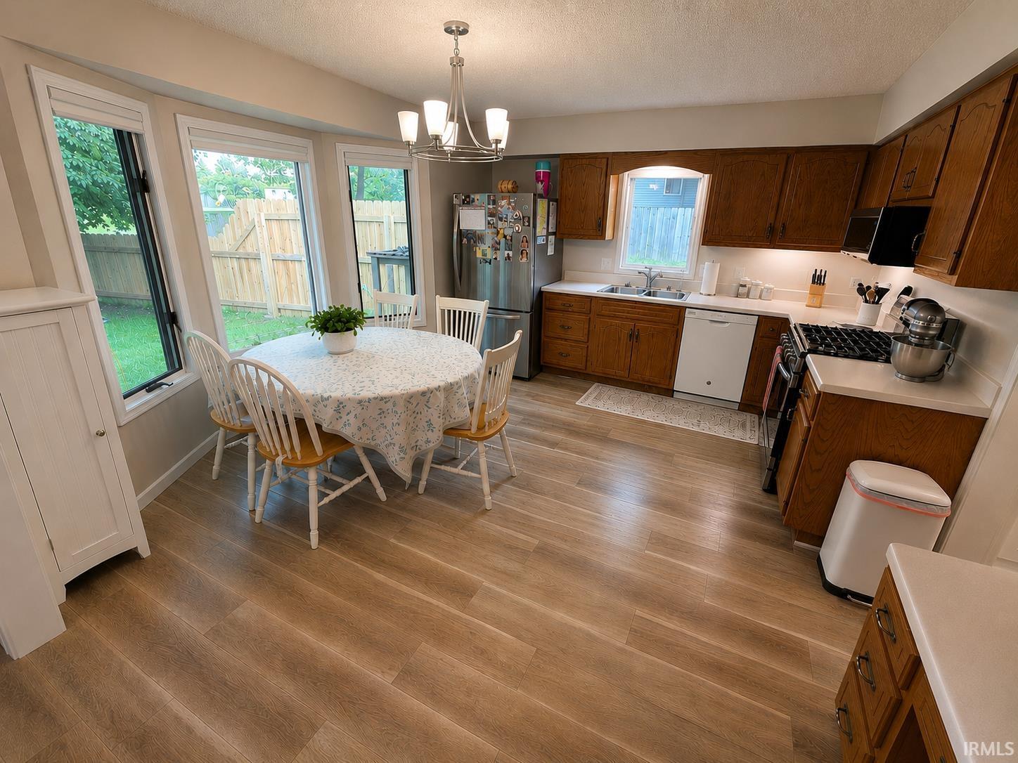 7828 Ridgeside Lane Fort Wayne, IN 46835 - Photo 10 of 36 Gallery Image 10
