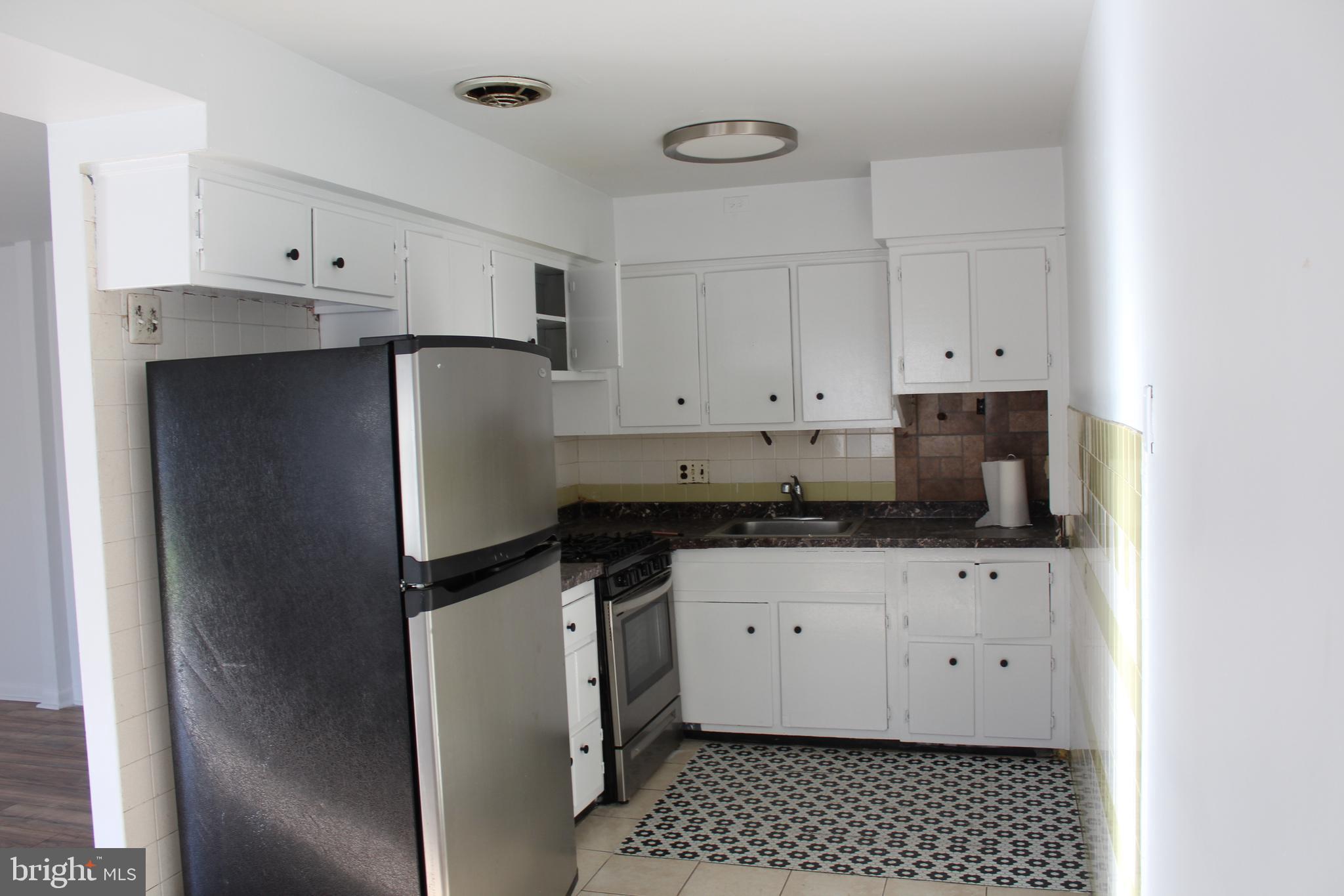 721 Red Lion Road Philadelphia, PA 19115 - Photo 4 of 6