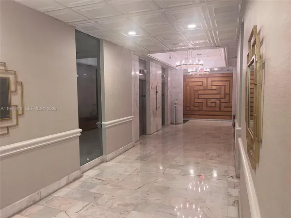 $3,100 | 5750 Collins Avenue, Unit 12H, Miami Beach, FL 33140