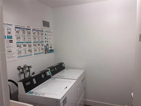 $3,100 | 5750 Collins Avenue, Unit 12H, Miami Beach, FL 33140