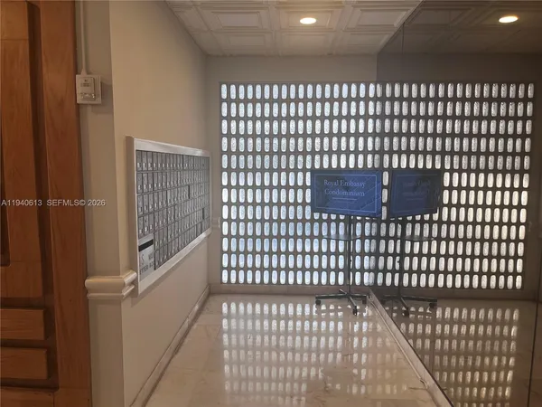$3,100 | 5750 Collins Avenue, Unit 12H, Miami Beach, FL 33140
