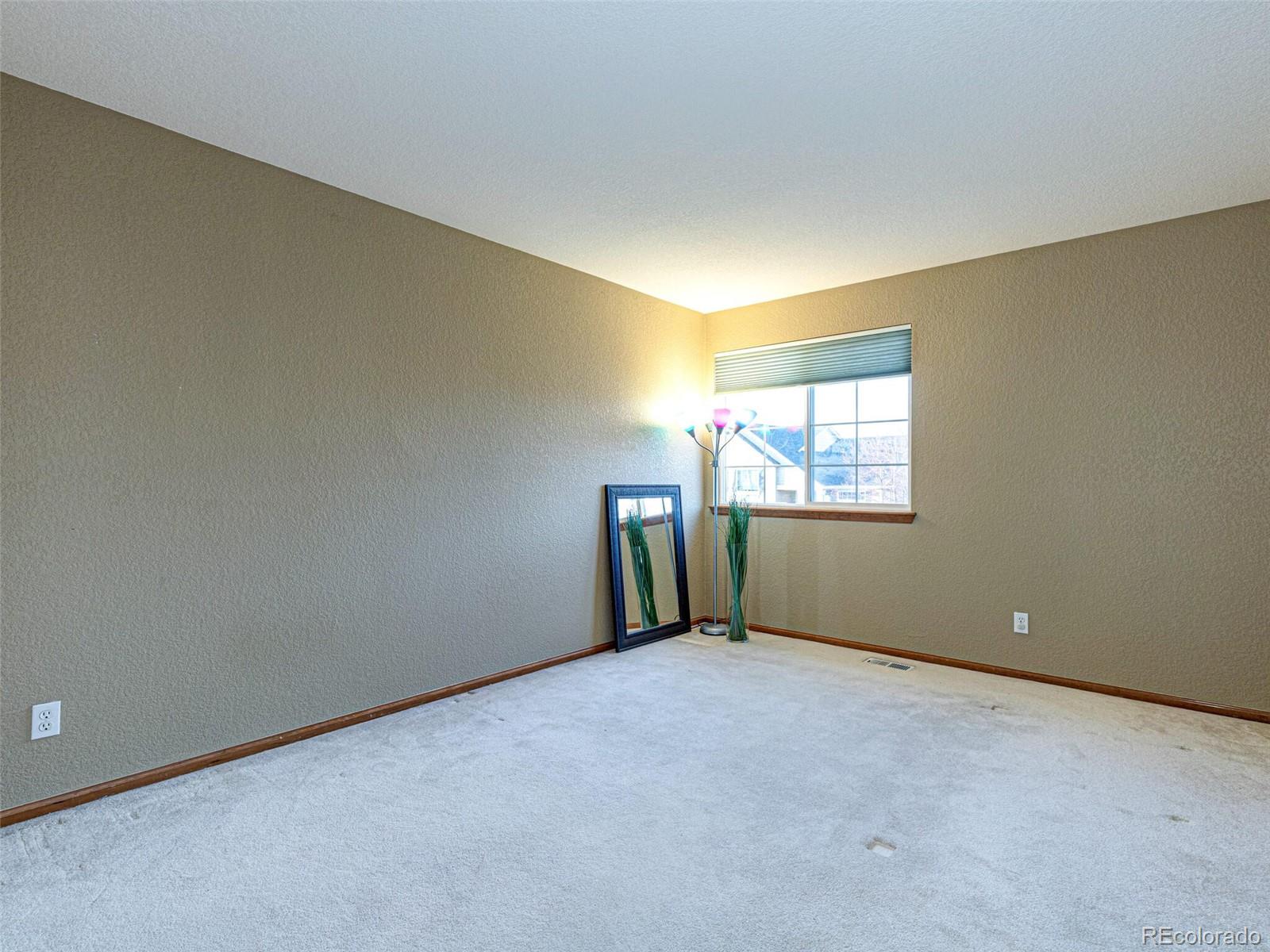 9875 Sylvestor Road Highlands Ranch, CO 80129 - Photo 13 of 35