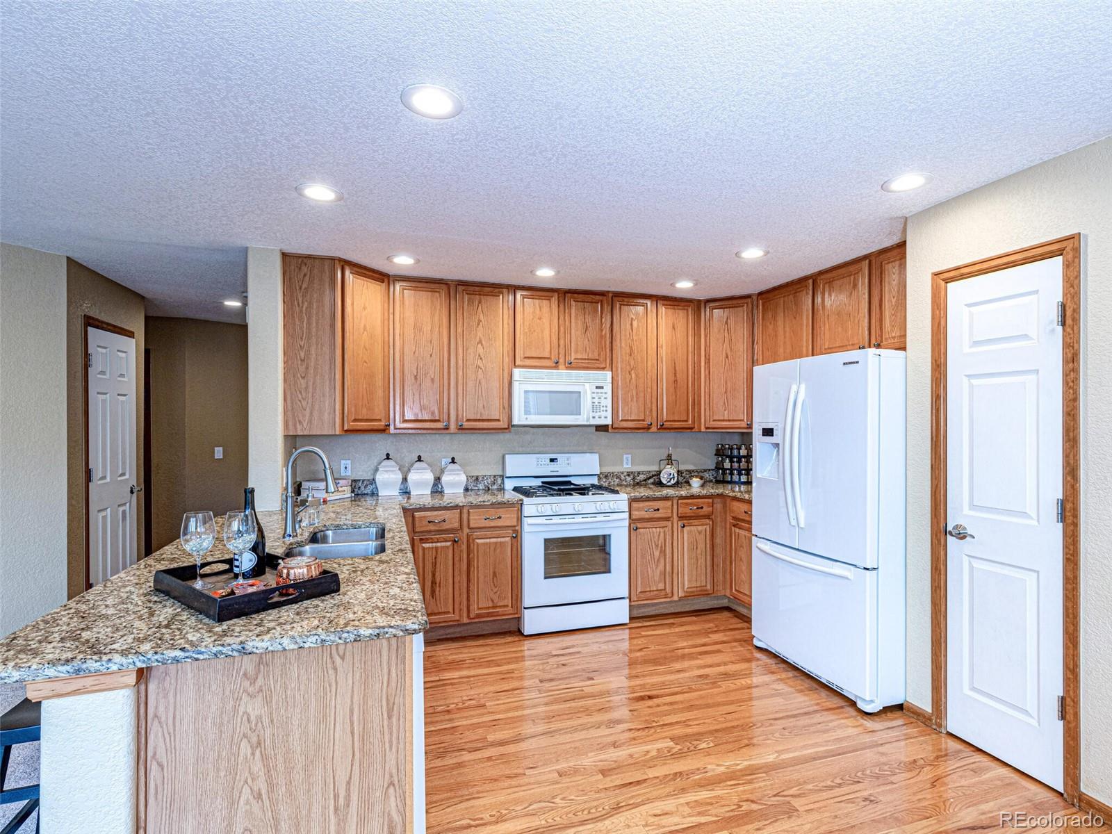 9875 Sylvestor Road Highlands Ranch, CO 80129 - Photo 23 of 35